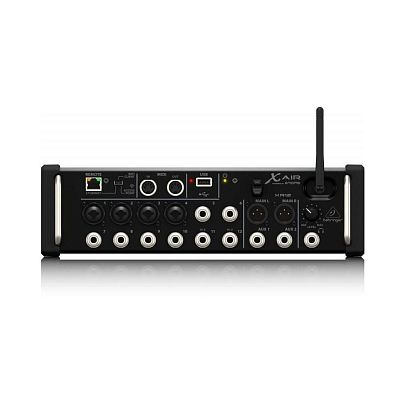 Behringer XR12